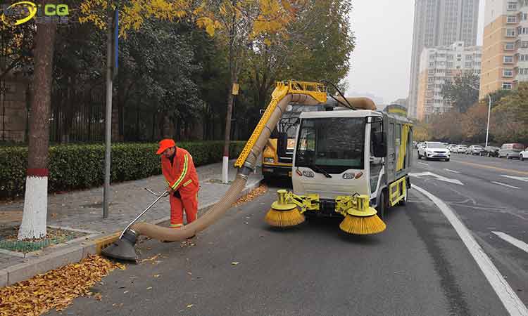 人行道樹葉收集車