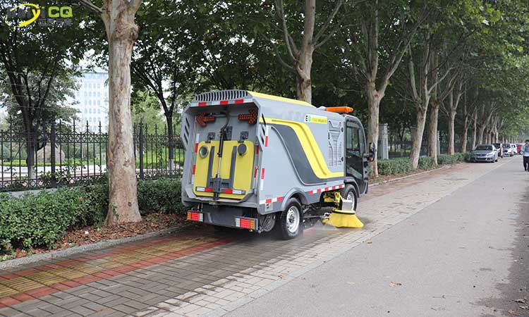 電動道路洗掃車