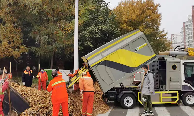 多功能樹葉收集車