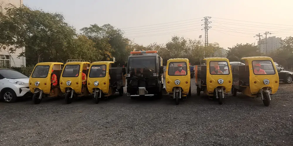 純電動(dòng)洗掃車，小型電動(dòng)洗掃車，洗掃車，馬路洗掃車，電動(dòng)洗掃車小型