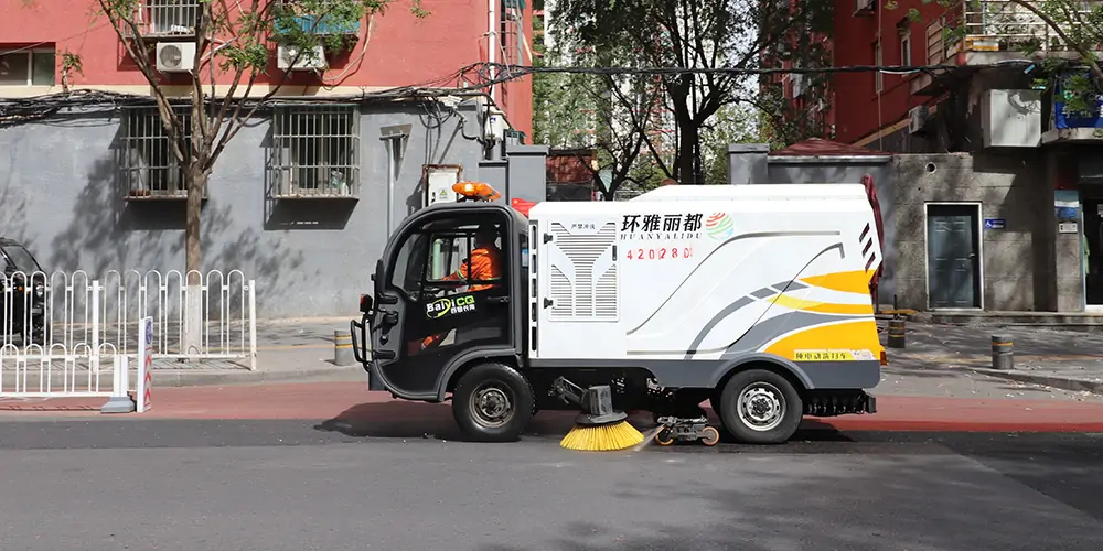 道路污染清除車_道路深度清潔車_純電動深度清潔車_深度清潔車