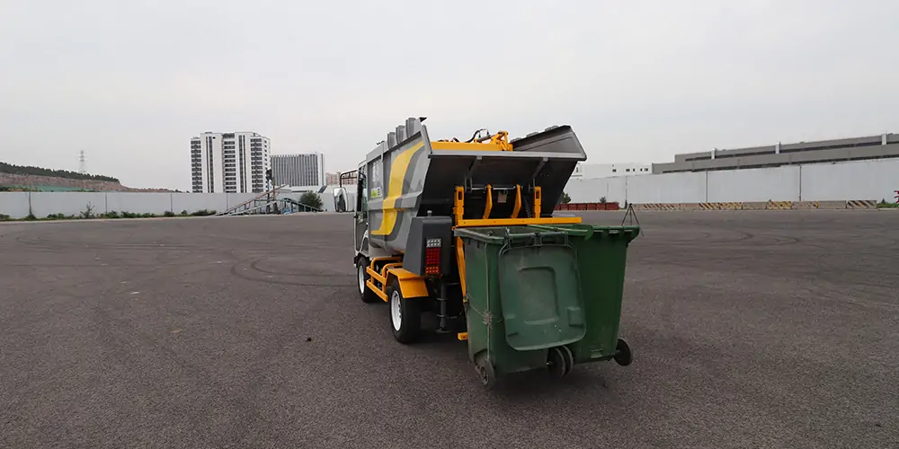 后裝式垃圾清運(yùn)車_環(huán)衛(wèi)垃圾車_市政垃圾車_小型環(huán)衛(wèi)垃圾車