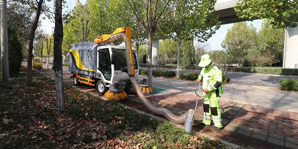 吸樹葉的機(jī)器 新型樹葉收集車 電動樹葉專用收集車 樹葉收集一體車 吸入式樹葉收集車