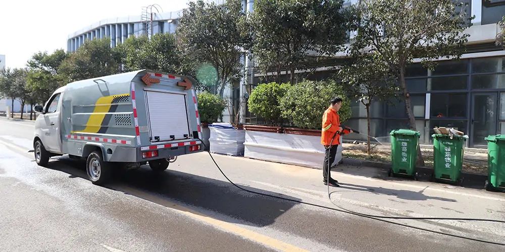 環(huán)衛(wèi)專用高壓沖洗車 市政高壓沖洗車 電動四輪高壓沖洗車 高壓沖洗車清洗車 路面污漬高壓沖洗車