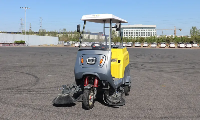 純電動(dòng)清掃車(chē)：城市道路保潔的綠色力量