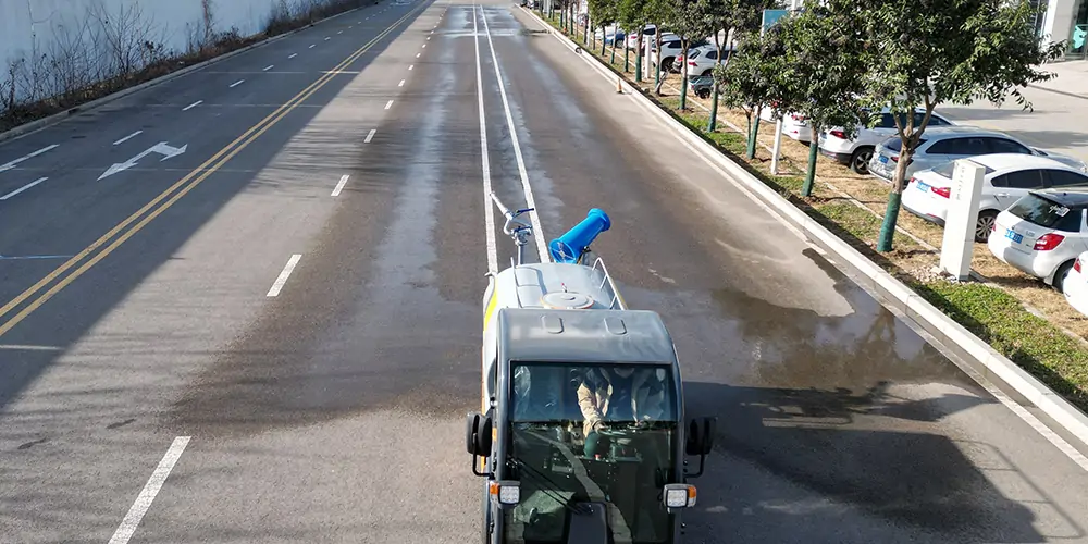 小型電動灑水車 新型灑水車 小型電動灑水車 電動四輪灑水車 移動消毒車