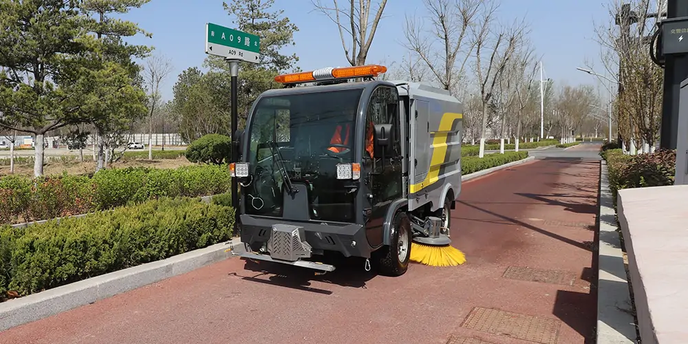 小型電動(dòng)洗掃車 電動(dòng)小型洗掃車 小型電動(dòng)環(huán)衛(wèi)洗掃車 小型電動(dòng)洗掃一體車 新型純電動(dòng)洗掃車