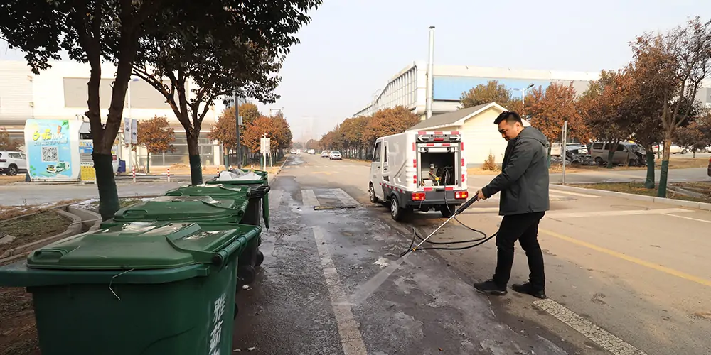 多功能高壓清洗車 路面高壓清洗車 環(huán)衛(wèi)小型高壓清洗車 電動環(huán)衛(wèi)高壓清洗車