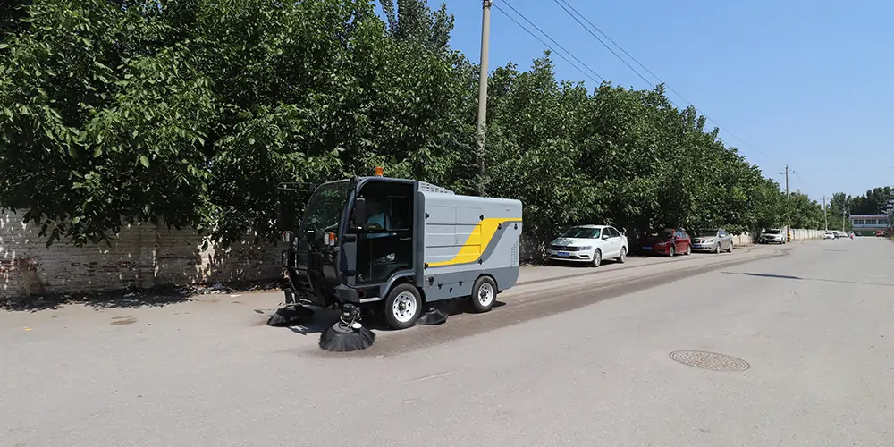 清掃車,電動掃地車,廠區(qū)掃地車,園區(qū)掃路車,景區(qū)清掃車