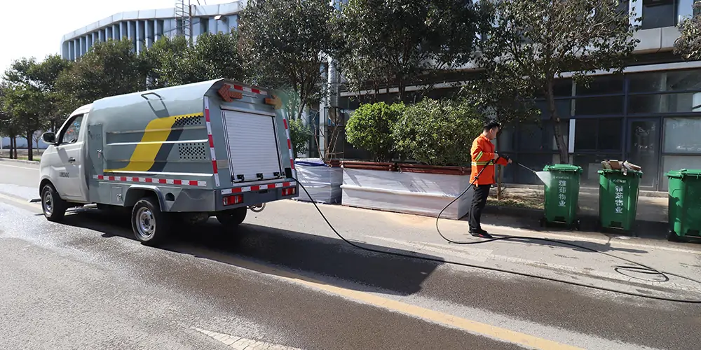 環(huán)衛(wèi)專用高壓沖洗車 市政高壓沖洗車 電動(dòng)四輪高壓沖洗車 高壓沖洗車清洗車 路面污漬高壓沖洗車 環(huán)衛(wèi)高壓小型沖洗車